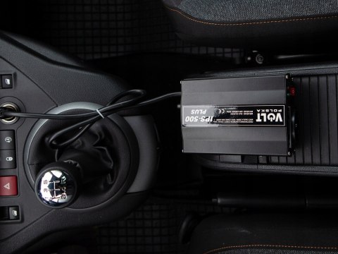 Przetwornica napięcia IPS 500 PLUS 12/230V (350/500W) Przetwornica napięcia IPS 500 PLUS 12/230V (350/500W)