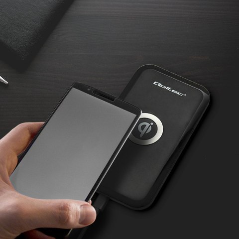 Qoltec Bezprzewodowa ładowarka indukcyjna | Qualcomm QuickCharge 3.0 10W | Czarny Qoltec Bezprzewodowa ładowarka indukcyjna | Qualcomm QuickCharge 3.0 10W | Czarny