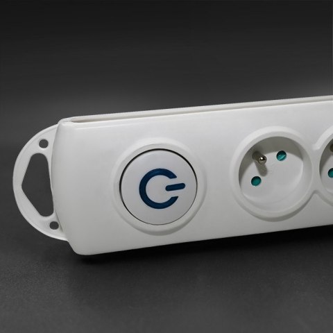 Qoltec Listwa antyprzepięciowa | 8 gniazd | 1.5m Qoltec Listwa antyprzepięciowa | 8 gniazd | 1.5m