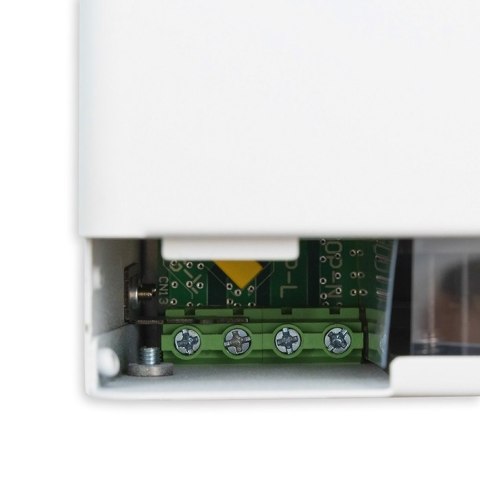 Qoltec Hybrydowy inwerter solarny Off-Grid 3500kW | 100A | 24V | MPPT | Sinus | opcja Wi-Fi | Power Factor 1.0 Qoltec Hybrydowy inwerter solarny Off-Grid 3500kW | 100A | 24V | MPPT | Sinus | opcja Wi-Fi | Power Factor 1.0