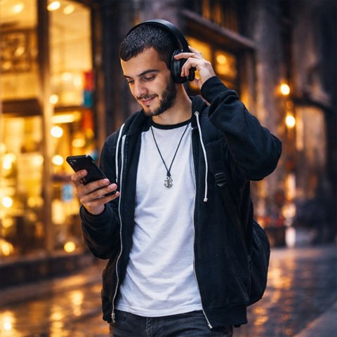 Qoltec Słuchawki bezprzewodowe nauszne z mikrofonem | BT | Super Bass | Czarne