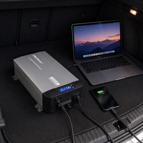Qoltec Przetwornica napięcia Pure Sine Wave z UPS | 12V na 230V | 3000/6000W | LCD | USB | USB-C | Kompatybilna z LiFePO4 GEL AG
